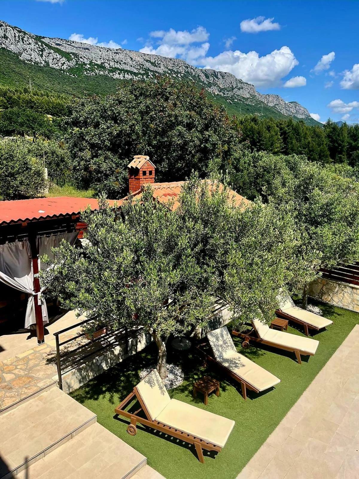 Holiday Home Magic View With Private Heated Pool Kaštela Kültér fotó